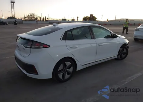 2020 Hyundai Ioniq Hybrid Sel from USA, damaged, VIN KMHC85LC8LU239720